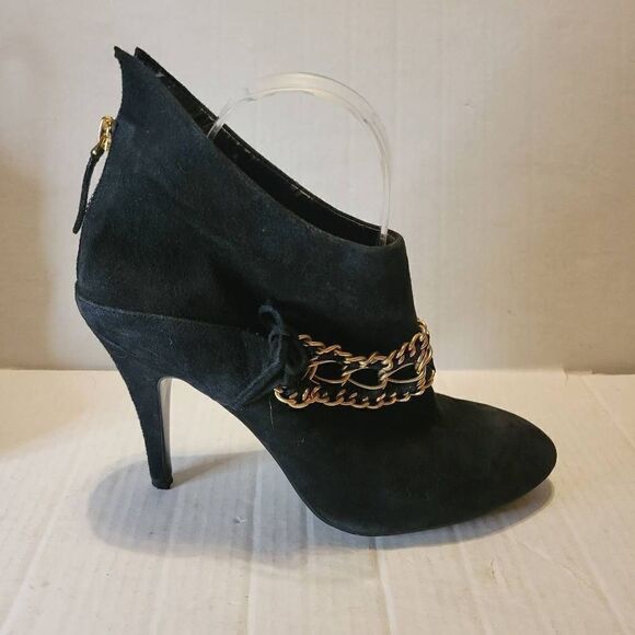 B Makowsky Black Suede Pull on Heeled Ankle Boots Size 9M - Picture 5 of 13